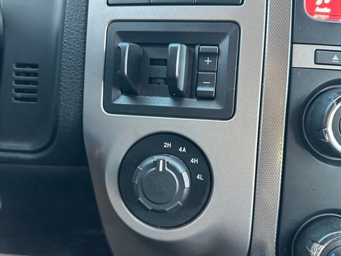 Used 2017 Ford Expedition XLT w/ Equipment Group 202A image 24