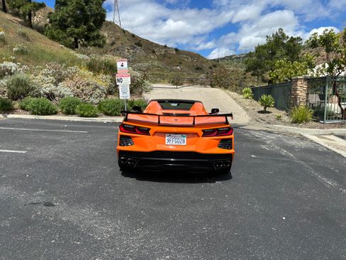 Used 2022 Chevrolet Corvette Stingray Premium Conv w/ Z51 Performance Package image 25