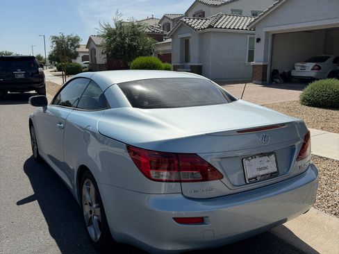 Used 2010 Lexus IS 250C image 4