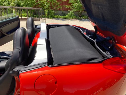 Used 2008 Pontiac Solstice GXP w/ Premium Package RWD image 11