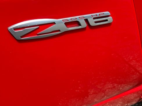 Used 2006 Chevrolet Corvette Z06 w/ Preferred Equipment Group image 5