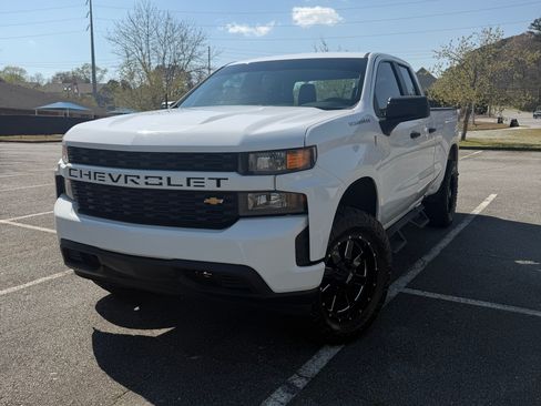 Used 2020 Chevrolet Silverado 1500 W/T w/ WT Fleet Convenience Package image 2