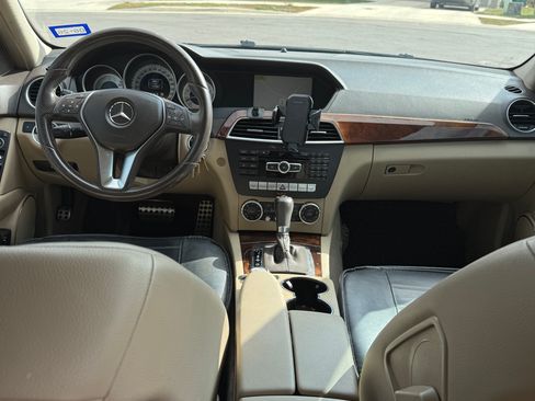 Used 2012 Mercedes-Benz C 300 4MATIC Sedan image 10