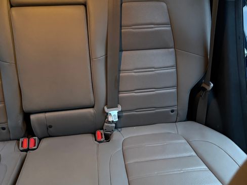 Used 2017 Honda CR-V Touring image 18
