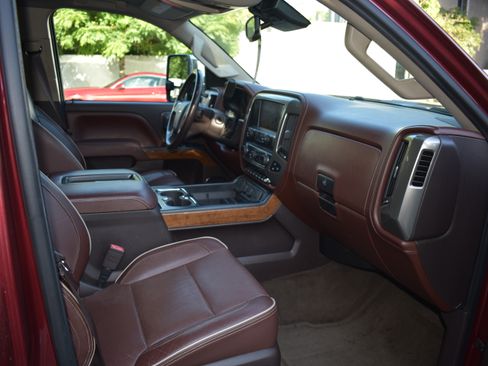 Used 2015 Chevrolet Silverado 2500 High Country w/ Duramax Plus Package AWD/4WD image 13