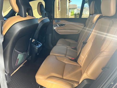 Used 2016 Volvo XC90 T6 AWD/4WD image 11
