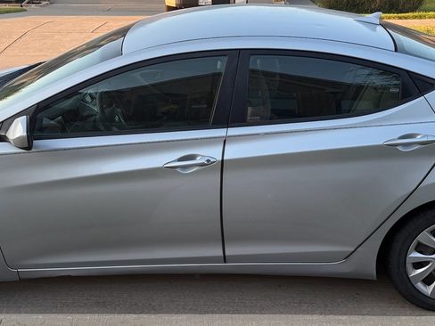 Used 2012 Hyundai Elantra GLS image 1