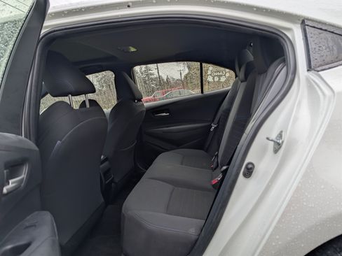 Used 2021 Toyota Corolla SE w/ SE Premium Package image 4