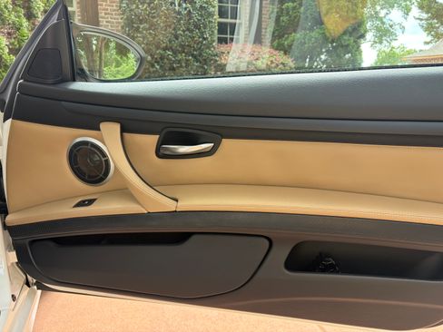 Used 2008 BMW M3 Convertible RWD image 15