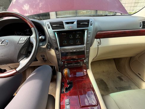 Used 2007 Lexus LS 460 image 7
