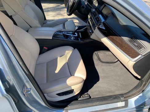 Used 2013 BMW ActiveHybrid 5 RWD image 6