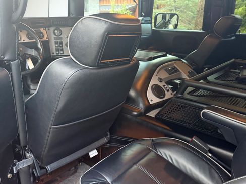 Used 2006 HUMMER H1 4-Door Wagon image 9