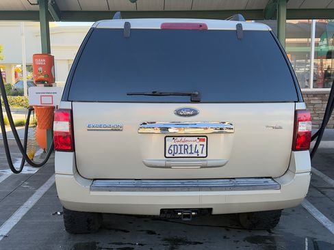 Used 2007 Ford Expedition Limited image 8