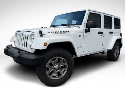 Used 2017 Jeep Wrangler Unlimited Rubicon w/ Cold Weather Group