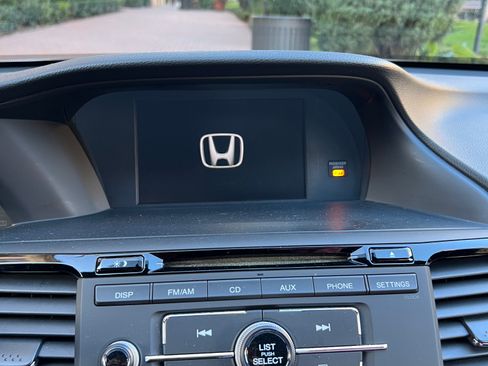 Used 2017 Honda Accord Sport image 22