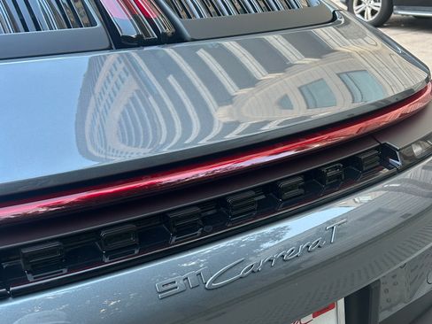 Used 2025 Porsche 911 Carrera T RWD image 17