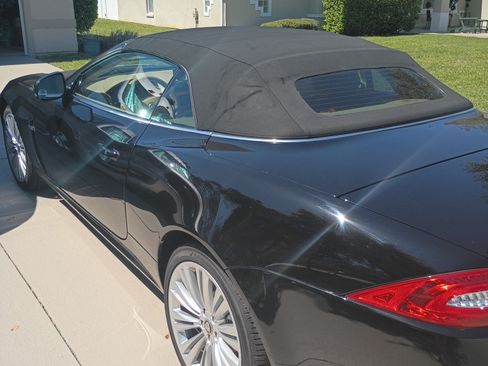 Used 2010 Jaguar XK Convertible image 5