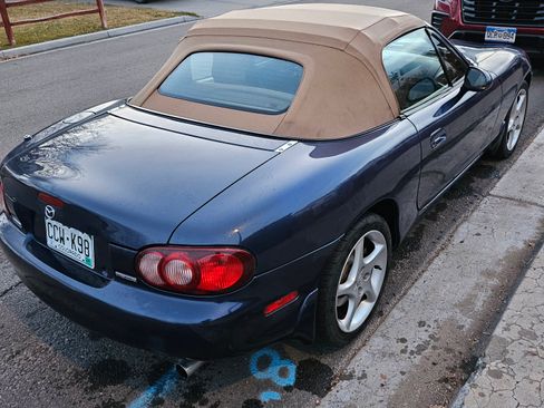 Used 2001 MAZDA MX-5 Miata SE image 2