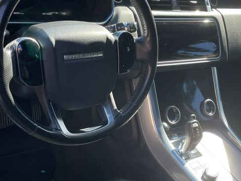 Used 2018 Land Rover Range Rover Sport HSE image 22