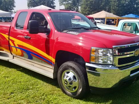 Used 2012 Chevrolet Silverado 3500 LT image 11