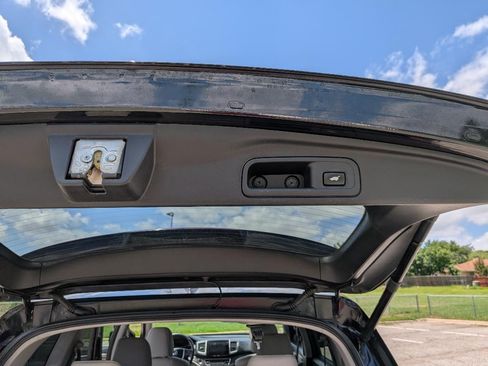 Used 2018 Honda Pilot EX-L image 18