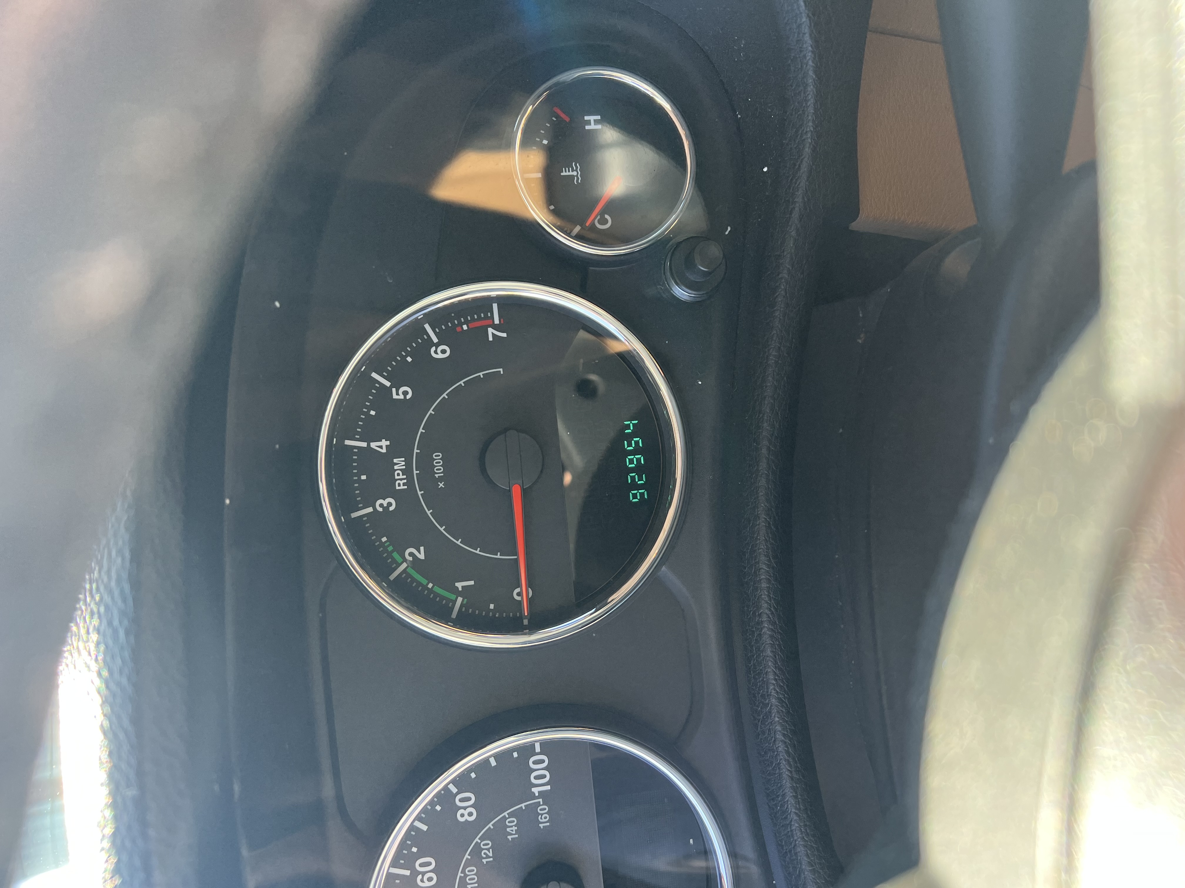 Used 2012 Jeep Wrangler Unlimited Rubicon w/ Dual Top Group AWD/4WD image 6