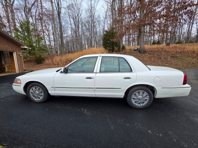 Used 2005 Mercury Grand Marquis GS