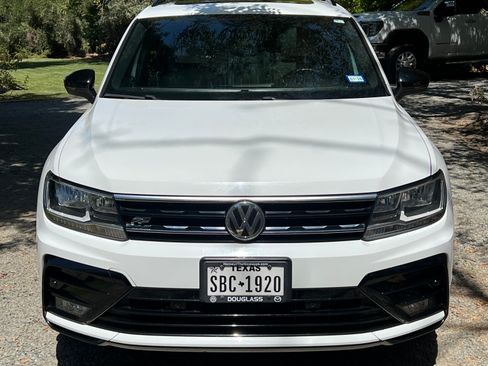 Used 2020 Volkswagen Tiguan SE R-Line image 8