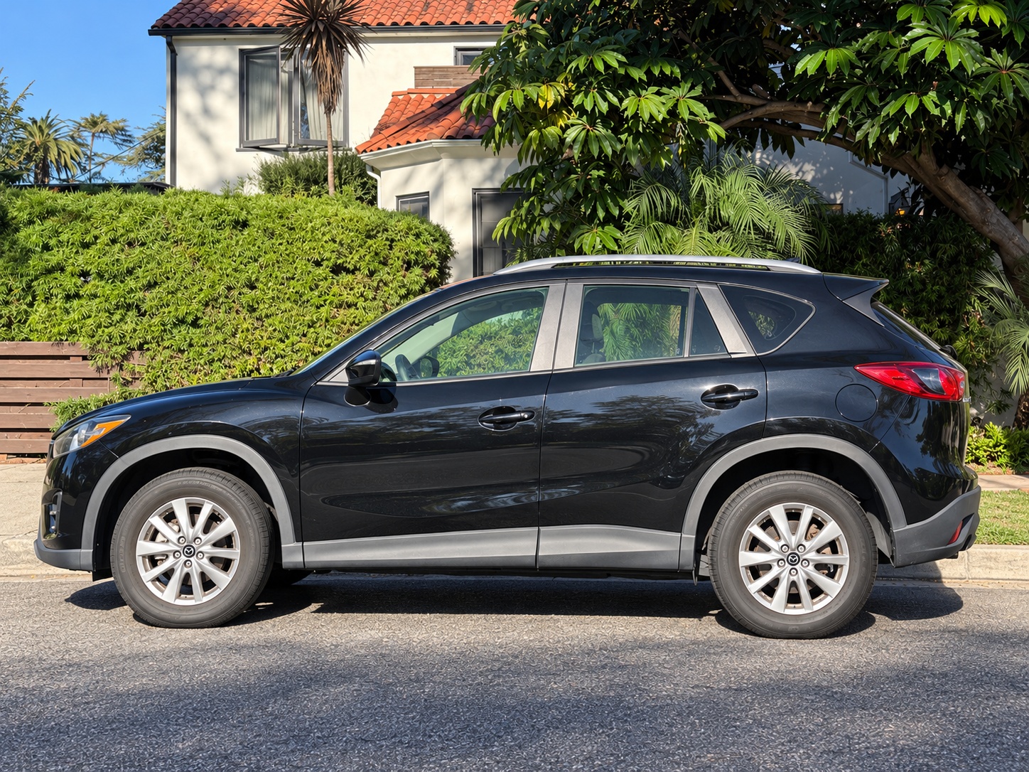 Used 2016 MAZDA CX-5 Sport FWD image 2