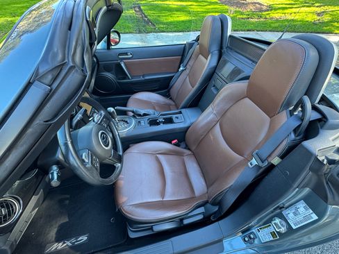 Used 2013 MAZDA MX-5 Miata Grand Touring image 12
