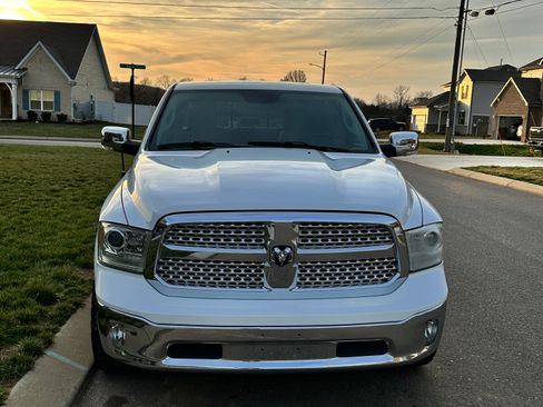 Used 2015 RAM 1500 Laramie w/ Convenience Group image 12