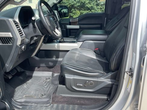 Used 2016 Ford F150 Lariat image 10