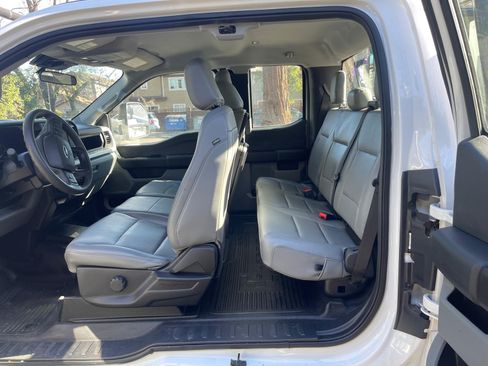 Used 2023 Ford F250 XL w/ XL Chrome Package image 11