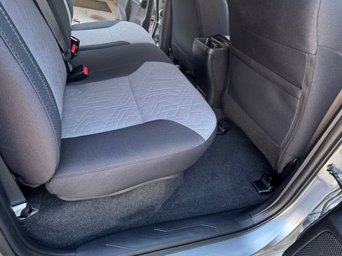 Used 2023 Toyota Tacoma TRD Off-Road image 16