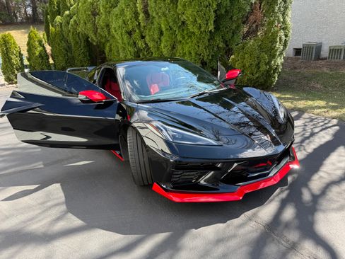 Used 2023 Chevrolet Corvette Stingray Coupe w/ Z51 Performance Package image 1