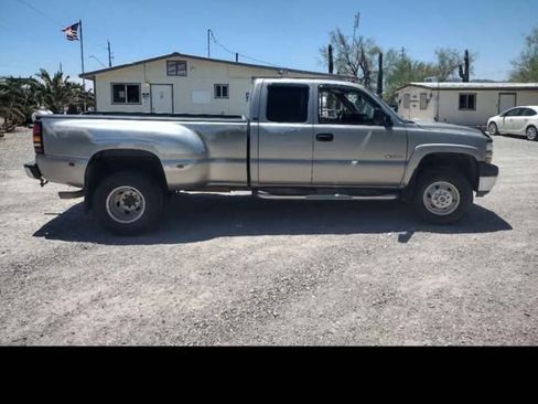 Used 2002 Chevrolet Silverado 3500 LT w/ Off-Road Skid Plate Pkg image 6