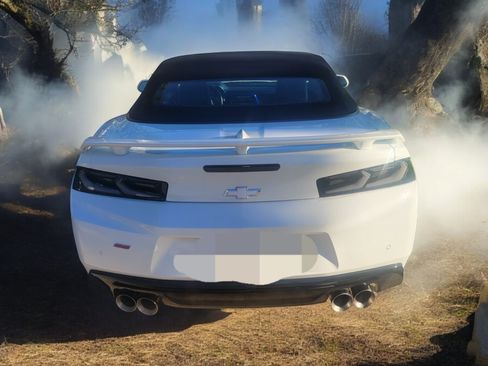 Used 2016 Chevrolet Camaro SS RWD image 17