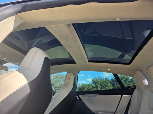 Used 2017 Tesla Model S 100D image 21