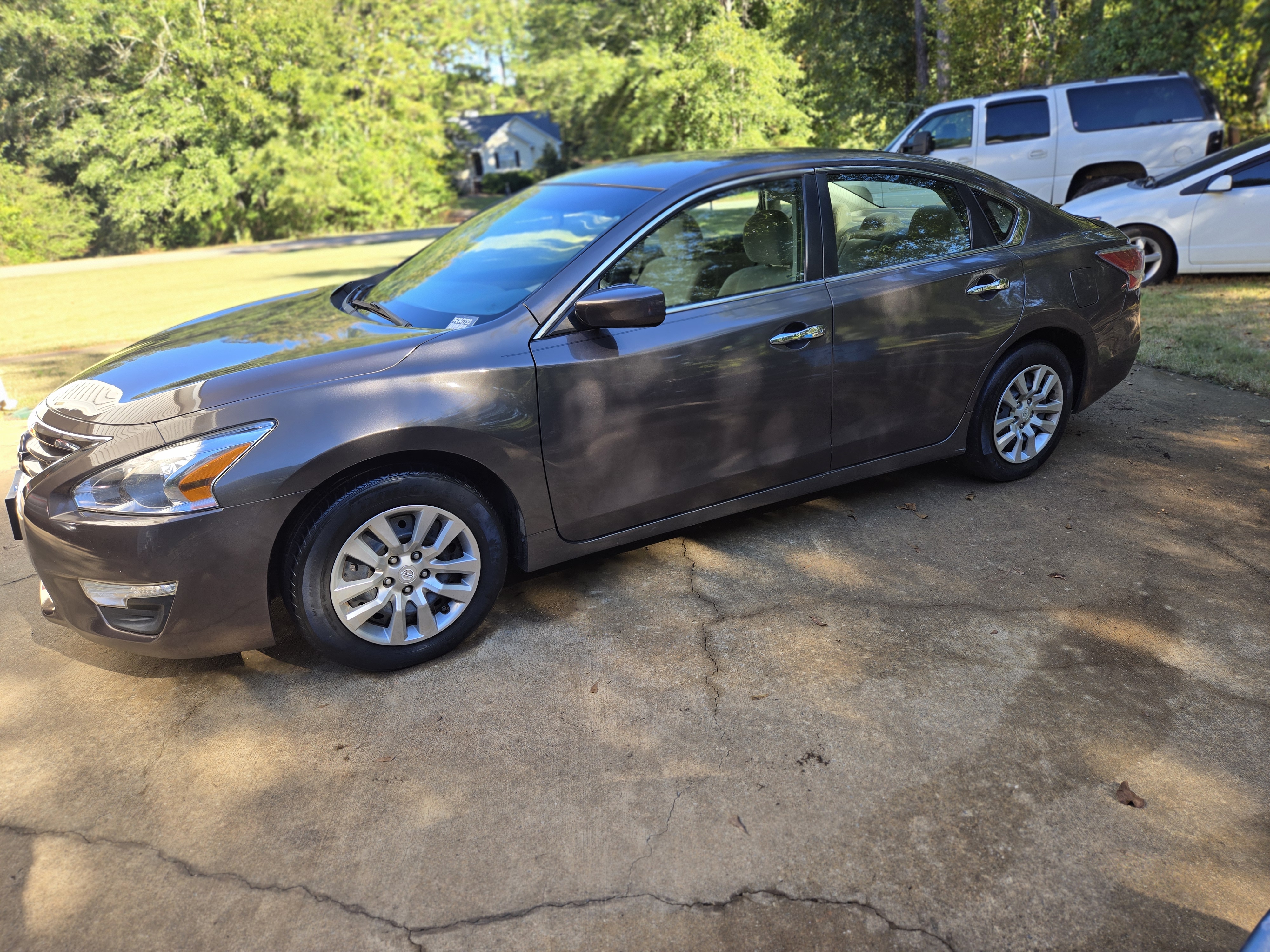 Used 2015 Nissan Altima 2.5 S w/ Power Driver Seat Package FWD image 1