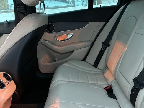 Used 2019 Mercedes-Benz C 300 4MATIC Sedan w/ Premium Package image 9