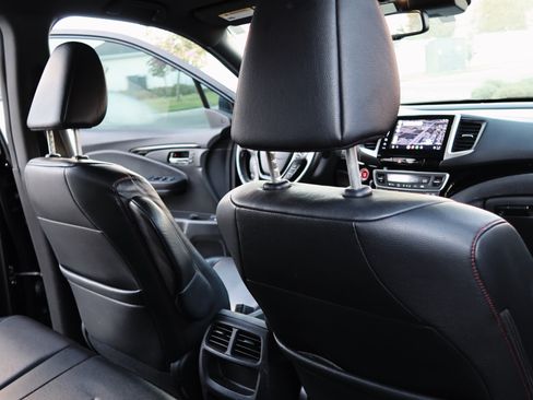 Used 2017 Honda Ridgeline Black Edition image 21