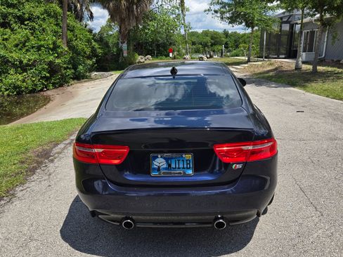 Used 2018 Jaguar XE S AWD/4WD image 5