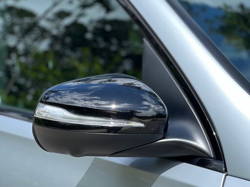 Used 2023 Mercedes-Benz GLE 350 350 Sport Utility 4D image 14