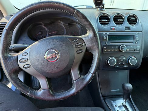 Used 2010 Nissan Altima 2.5 S w/ Convenience Pkg image 10