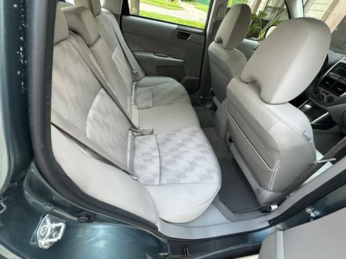 Used 2010 Subaru Forester 2.5X image 11