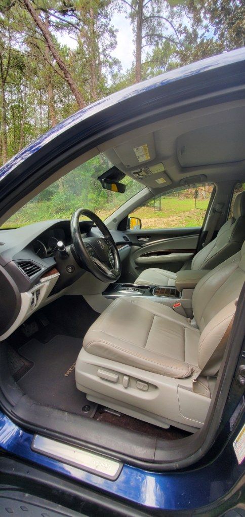 Used 2017 Acura MDX w/ Technology Package AWD/4WD image 16