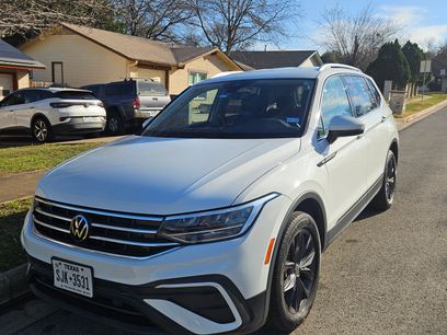 Used 2022 Volkswagen Tiguan SE