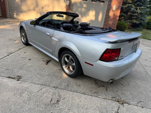 Used 2003 Ford Mustang GT Premium RWD image 10
