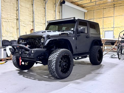 Used 2013 Jeep Wrangler Sport image 4