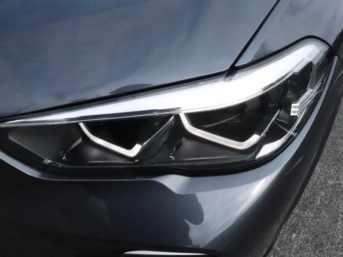 Used 2021 BMW X5 sDrive40i w/ M Sport Package image 13